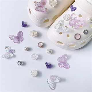 Crocs charms med sommerfugle og blomster – 13 stk.
